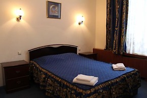 East-West Hotel