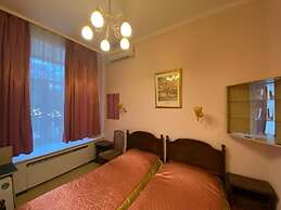 East-West Hotel
