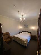 East-West Hotel