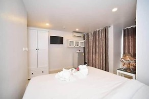 Parvena Hotel