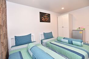 Parvena Hotel