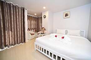 Parvena Hotel