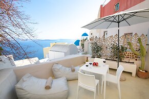 Opsis Cave House