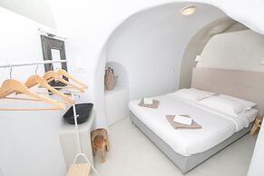 Opsis Cave House