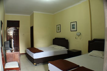 Ananda Hotel