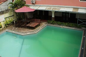 Ananda Hotel