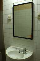 Ananda Hotel