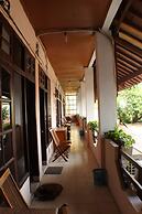 Ananda Hotel
