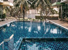 Amina Residence