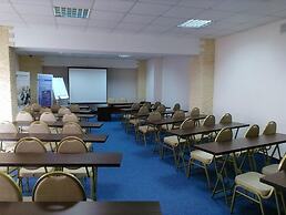 Mirniy Resort
