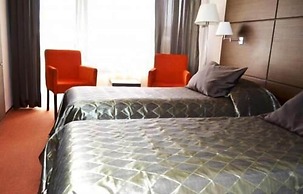 Mirniy Resort