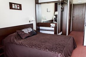 Mirniy Resort