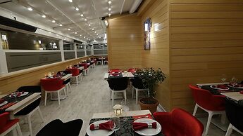 End Glory Hotel