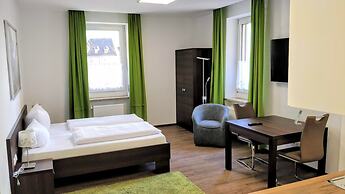 Boardinghouse - Stadtvilla Budget