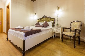 Orchis Hotel