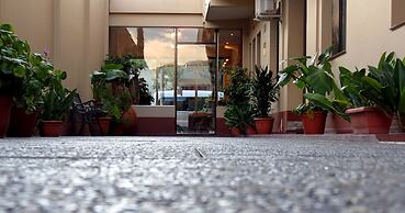 Ref Apart Hotel