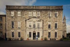 DCU Rooms at All Hallows College - Hostel