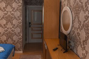 Peracity Hotel