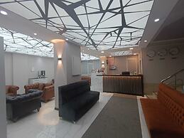 Peracity Hotel
