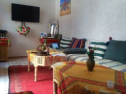 Riad Jenan Adam
