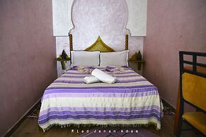 Riad Jenan Adam