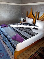 Riad Jenan Adam