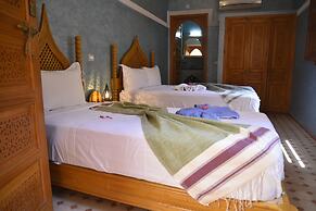 Riad Jenan Adam