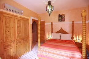 Riad Jenan Adam