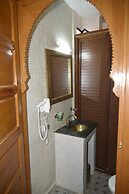 Riad Jenan Adam