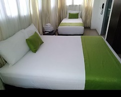 Hotel Cafe Plaza