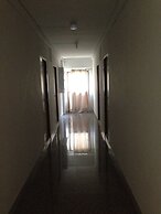Yaowamal Apartment