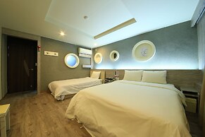 Hotel M Story