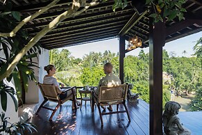 Villa Beji Mawang by GenuineHost