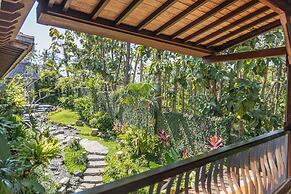 Villa Beji Mawang by GenuineHost