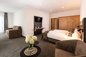 Hotel Alpina Ros Demming