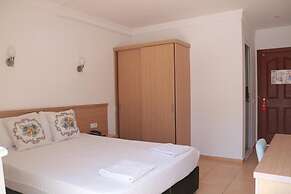 Taner Otel
