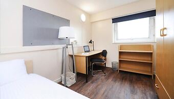 John Lester & Eddie Colman Courts - Campus Accommodation