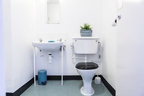 John Lester & Eddie Colman Courts - Campus Accommodation
