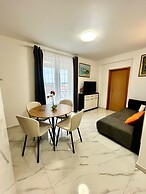 Apartments Mary