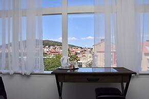 Prima Luce Downtown
