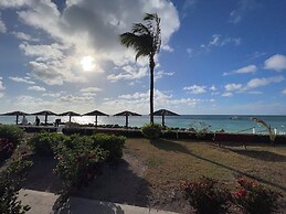 Dickenson Bay Oasis Antigua Village