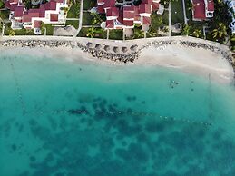 Dickenson Bay Oasis Antigua Village