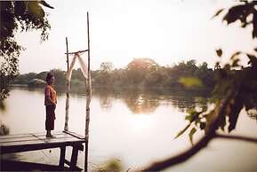 The Antique Riverside