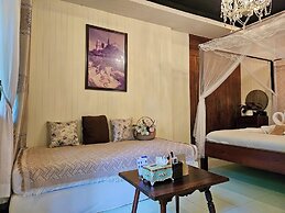 The Antique Riverside