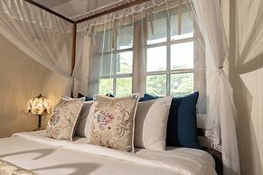The Antique Riverside