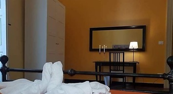 Central Suites