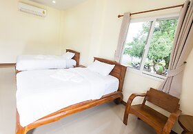 Mae Faek Villas