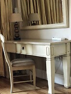 Edens Guest House
