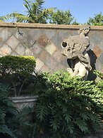 Edens Guest House