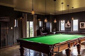 Mount High Luxury Country Lodge